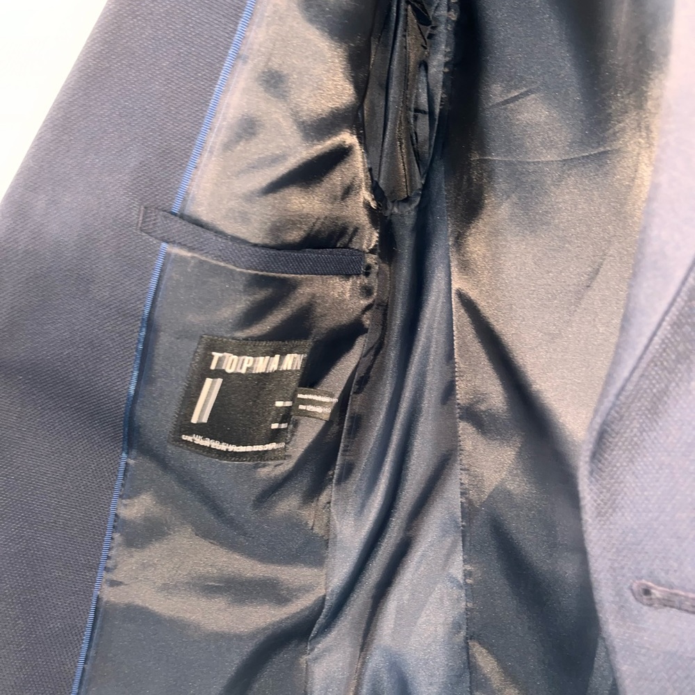Navy Blue Men’s Suit - Picture 4 of 7